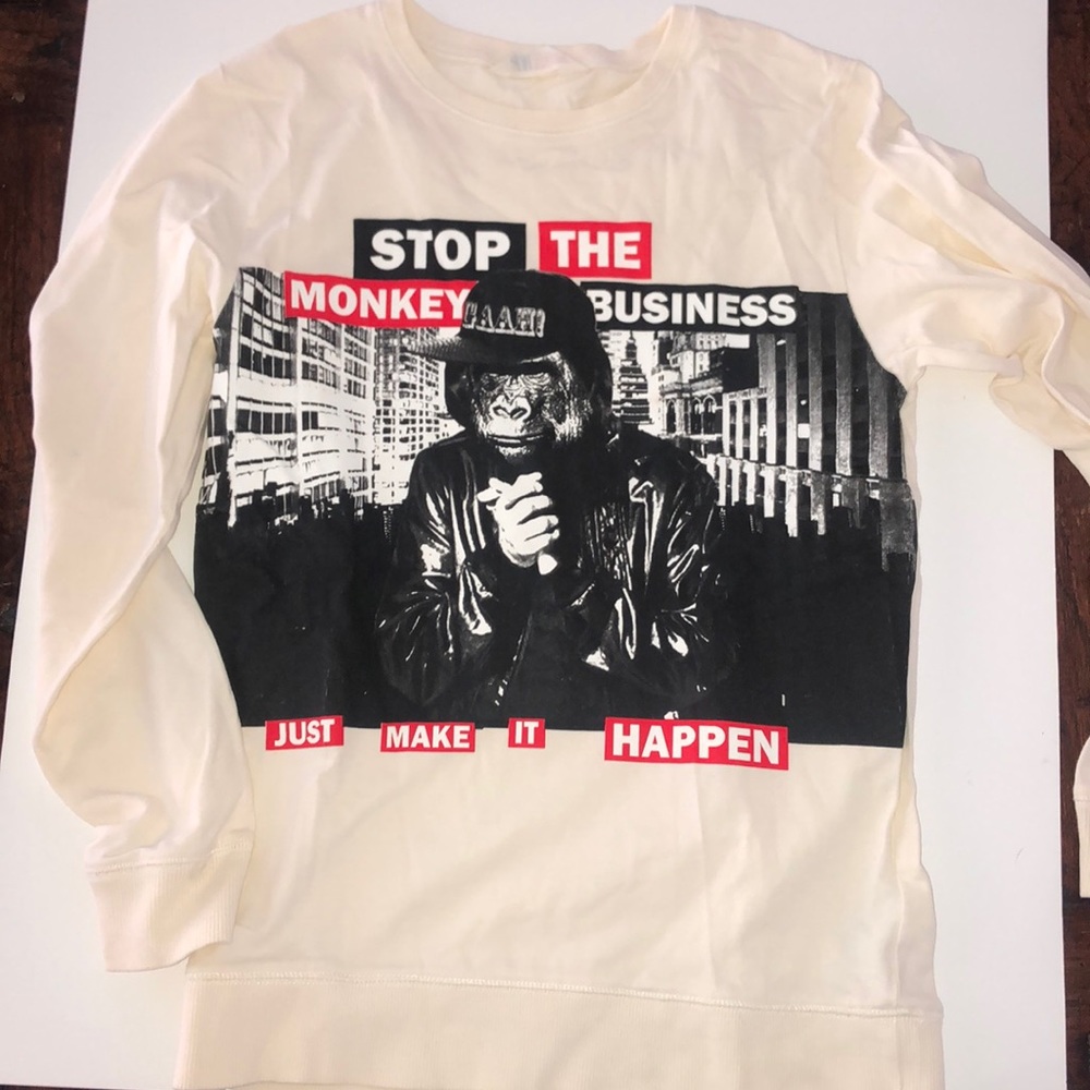 graphic long sleeve